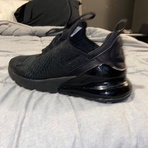 All black AIR MAX 270.